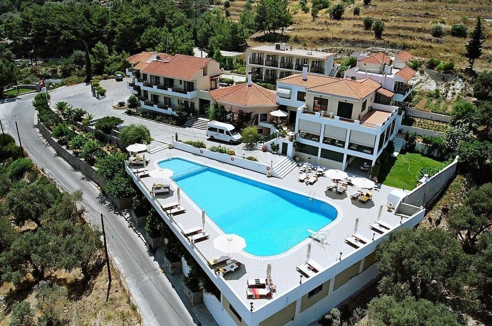 Kalidon Beach Hotel Кокарі Екстер'єр фото