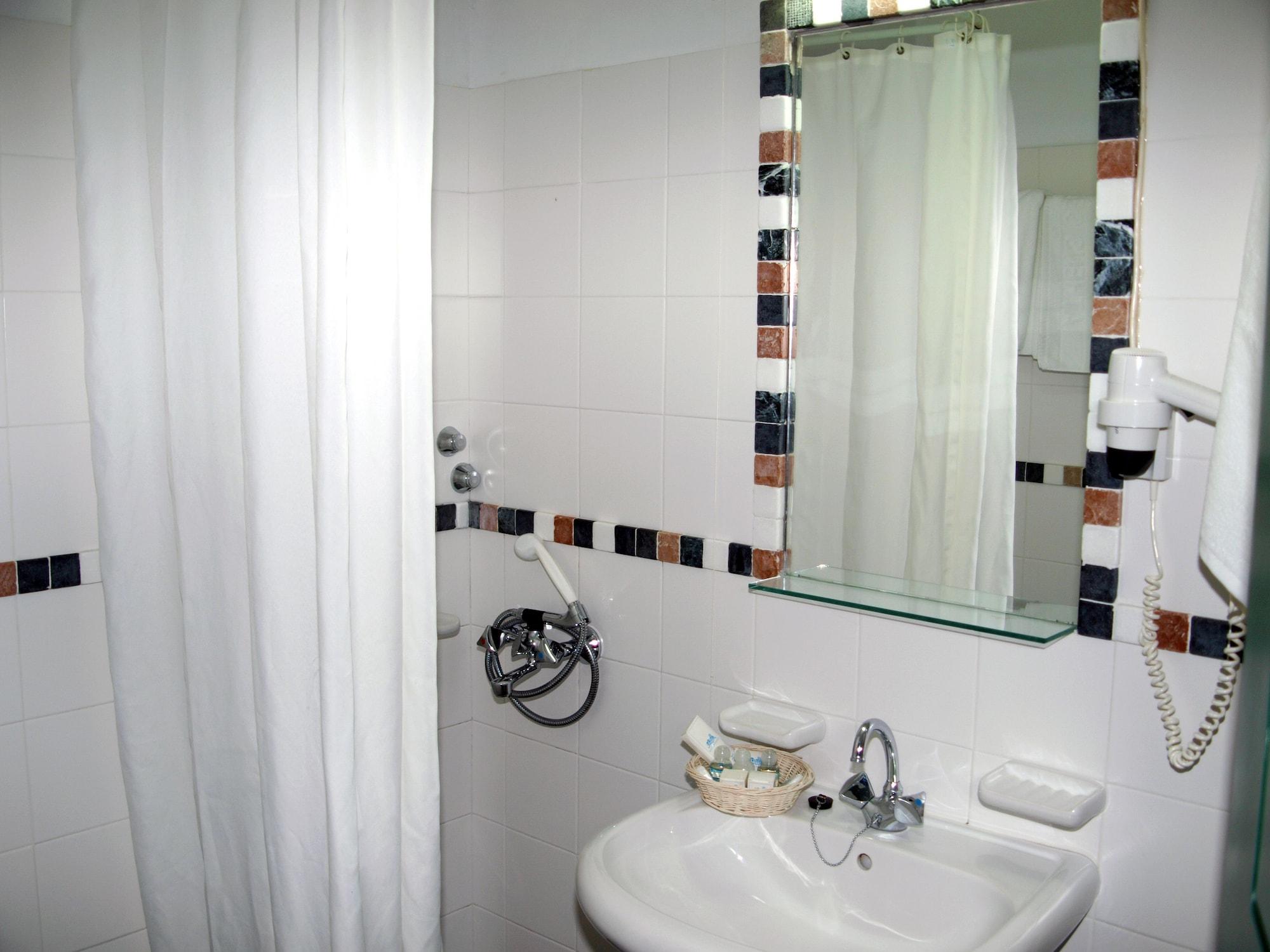 Kalidon Beach Hotel Кокарі Екстер'єр фото