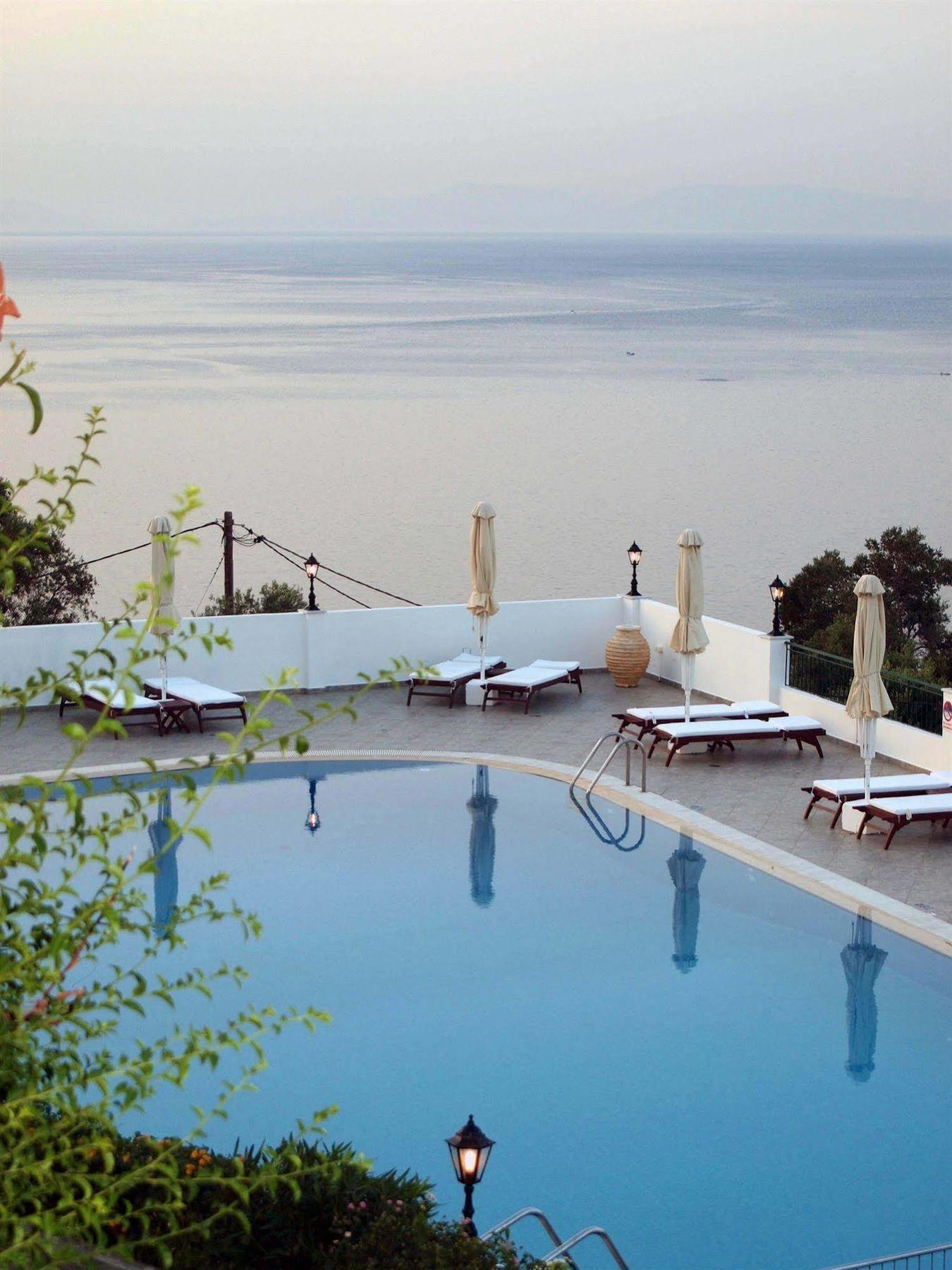 Kalidon Beach Hotel Кокарі Екстер'єр фото